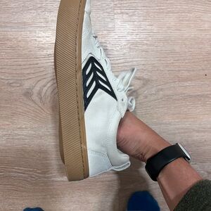 Cariuma White Canvas Sneakers with Gum Sole and Black Accents